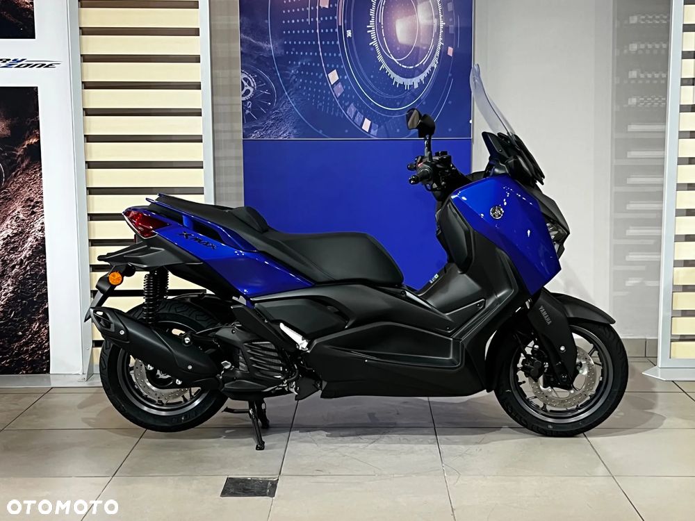 Yamaha X-max - 9