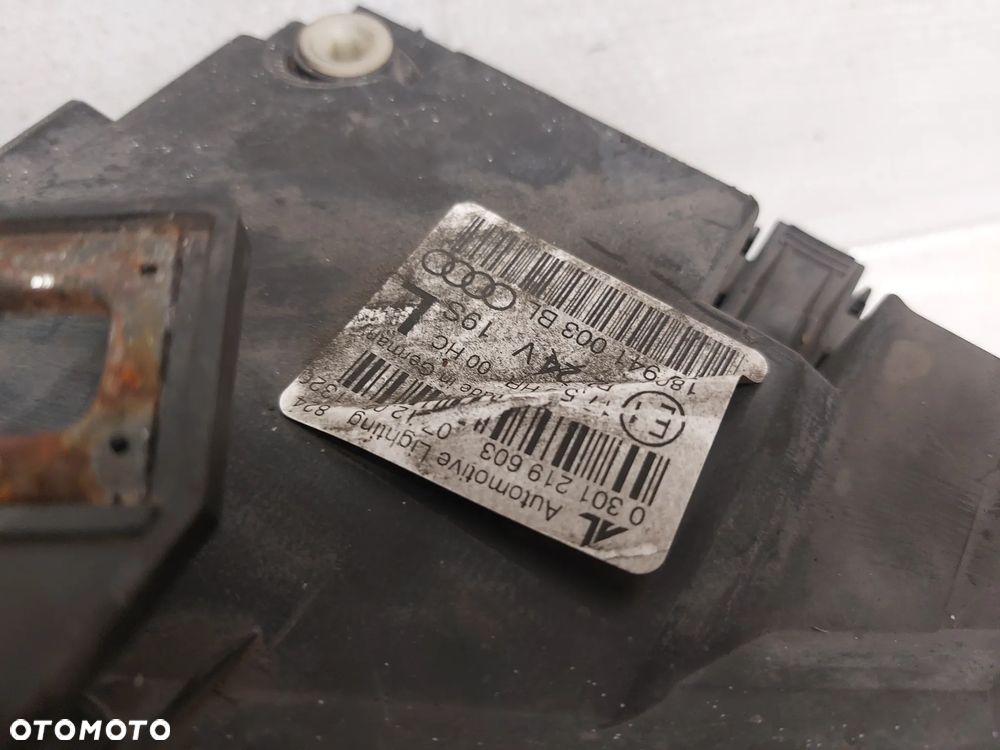 .  LAMPA PRZOD PRZEDNIA LEWA AUDI A4 B7 - 3