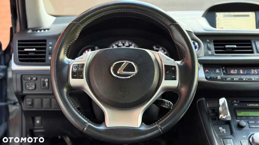 Lexus CT 200h Elite - 12