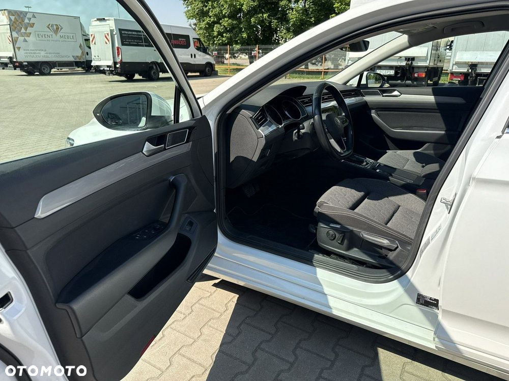 Volkswagen Passat 1.5 TSI EVO Business DSG - 10