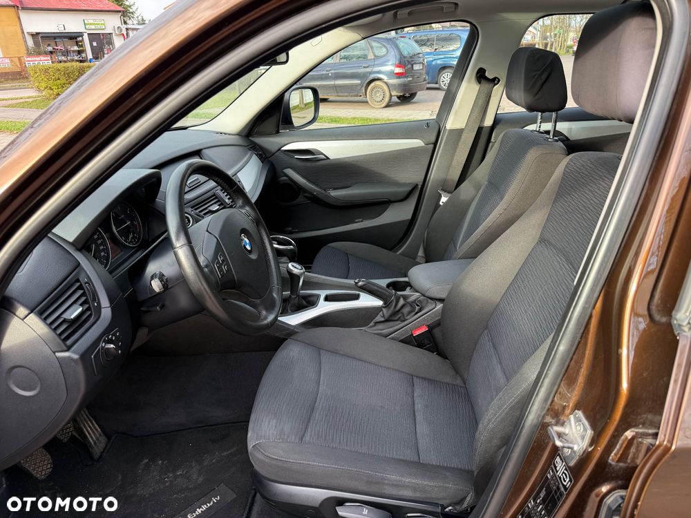 BMW X1 xDrive20d - 10