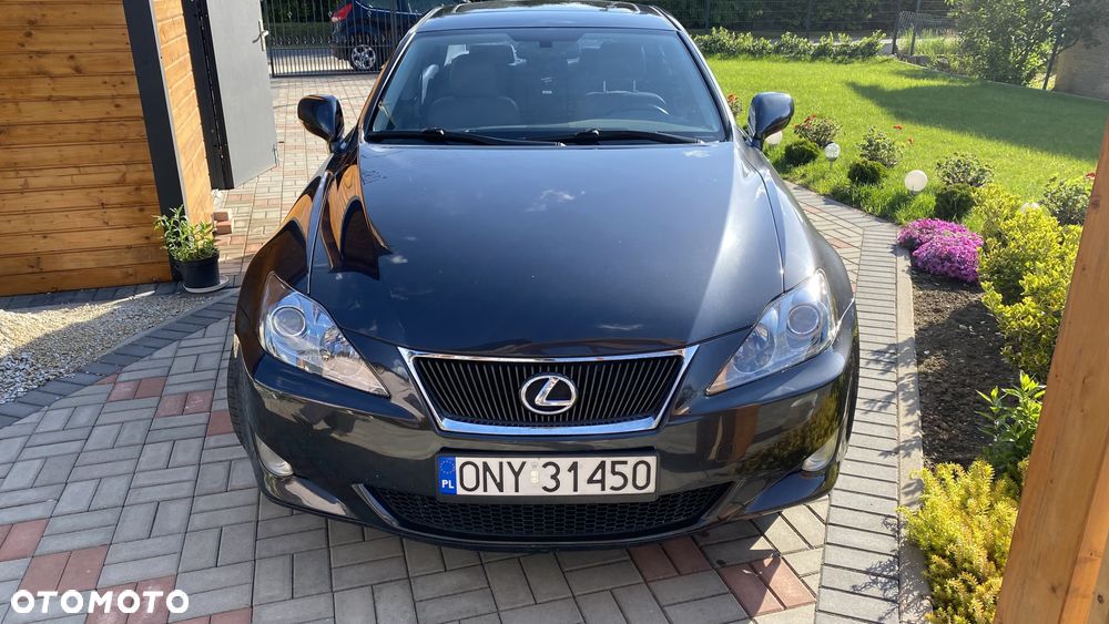 Lexus IS - 23