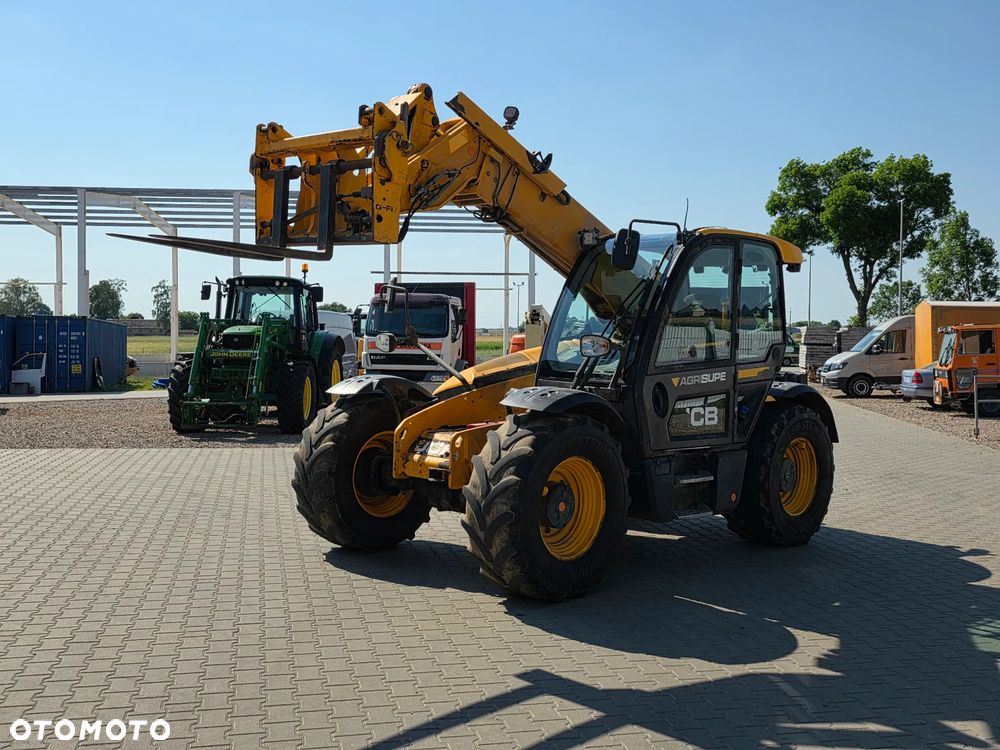 JCB 542-70 Agri Super 2020R - 12