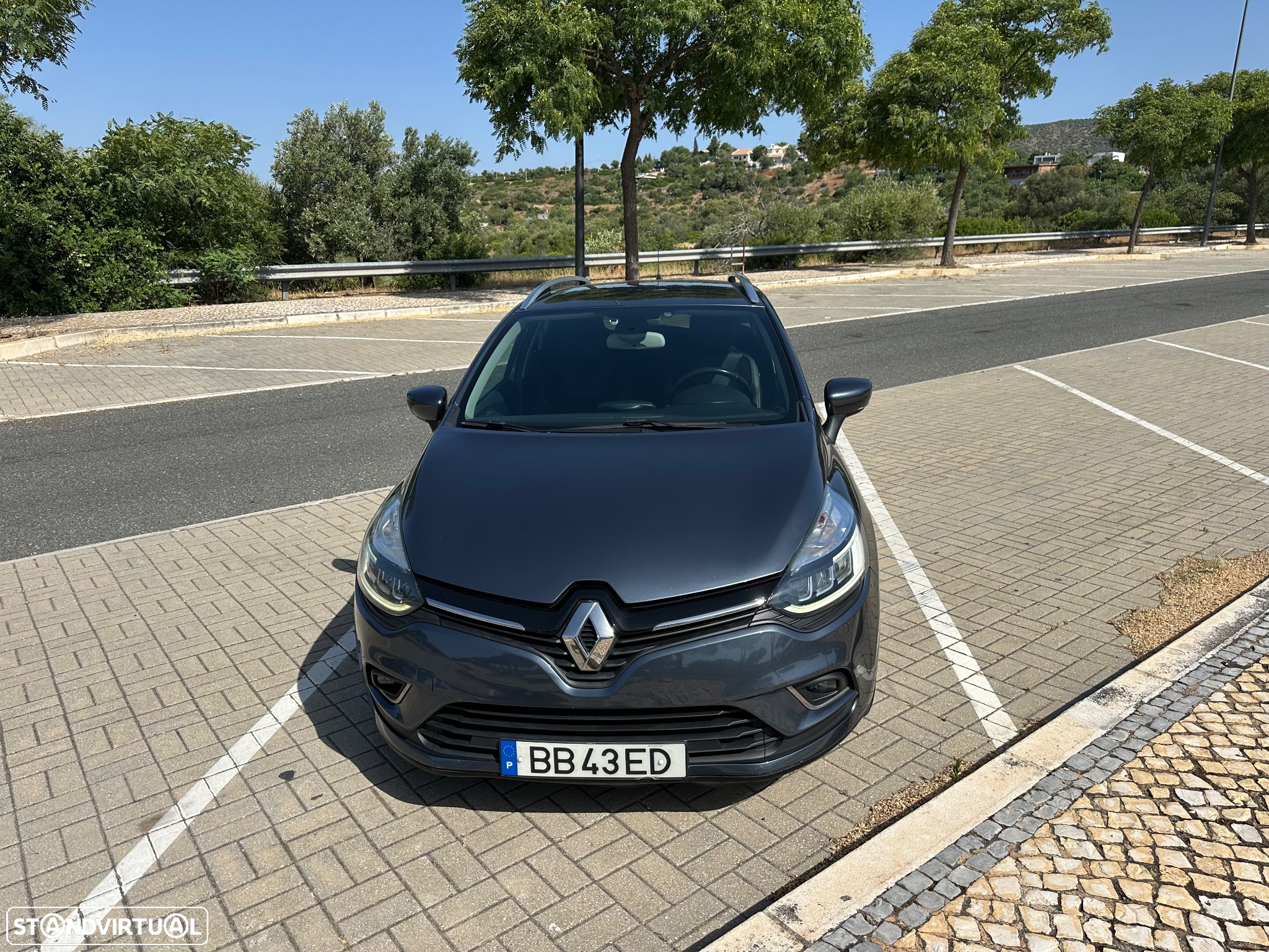 Renault Clio Sport Tourer (Energy) dCi 90 Start & Stop EDC INTENS - 4