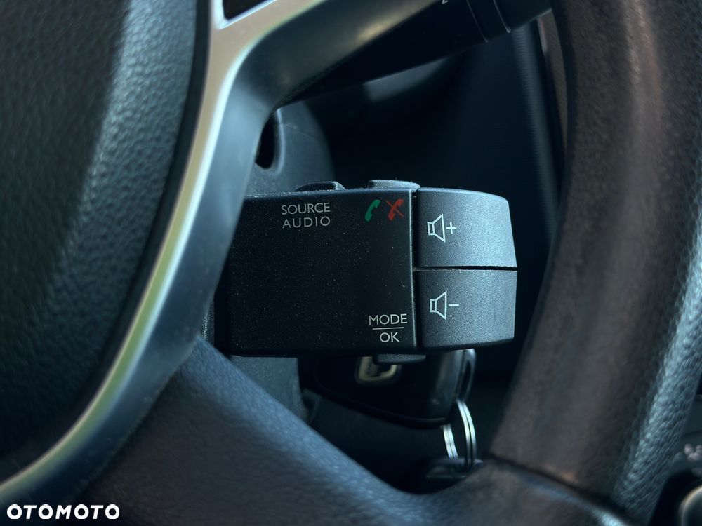Dacia Sandero 1.0 SCe Laureate - 18