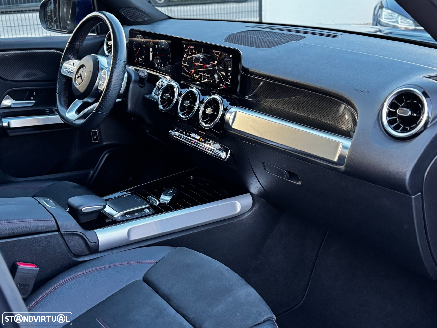 Mercedes-Benz GLB 200 d AMG Line - 12