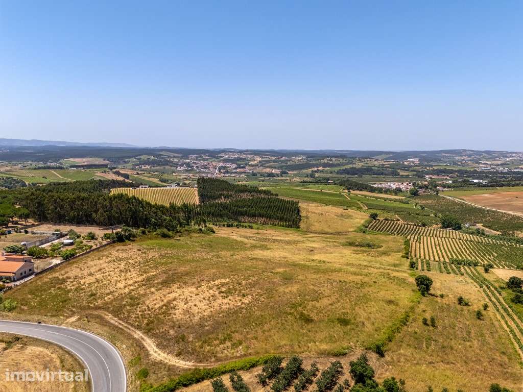 Terreno para construção de uma moradia, também com viabilidade para... - Grande imagem: 4/20