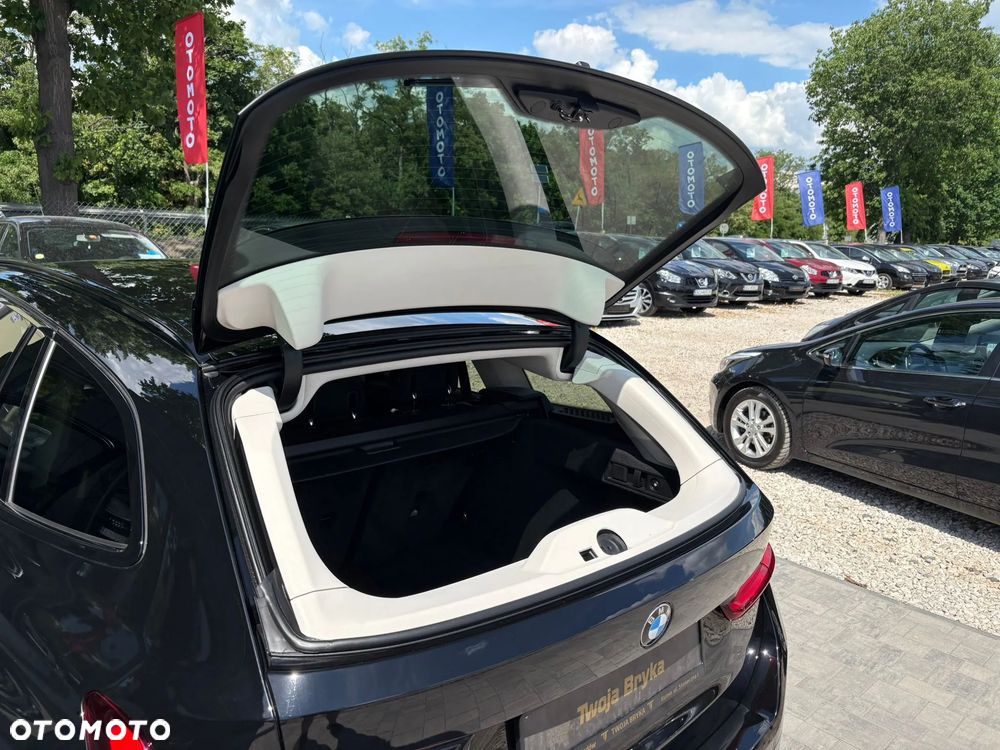 BMW Seria 3 318d - 16