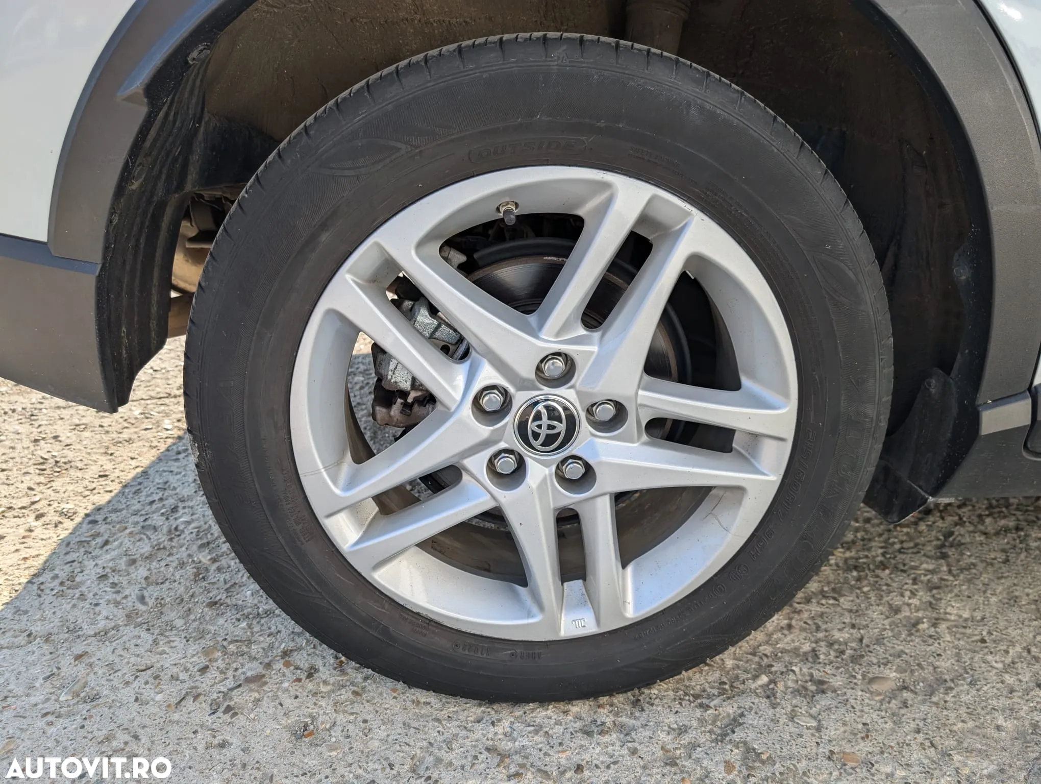 Toyota C-HR 1.8 HSD 122 CP 4x2 CVT Core - 17