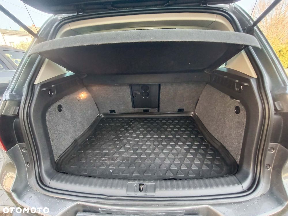 Volkswagen Tiguan - 20