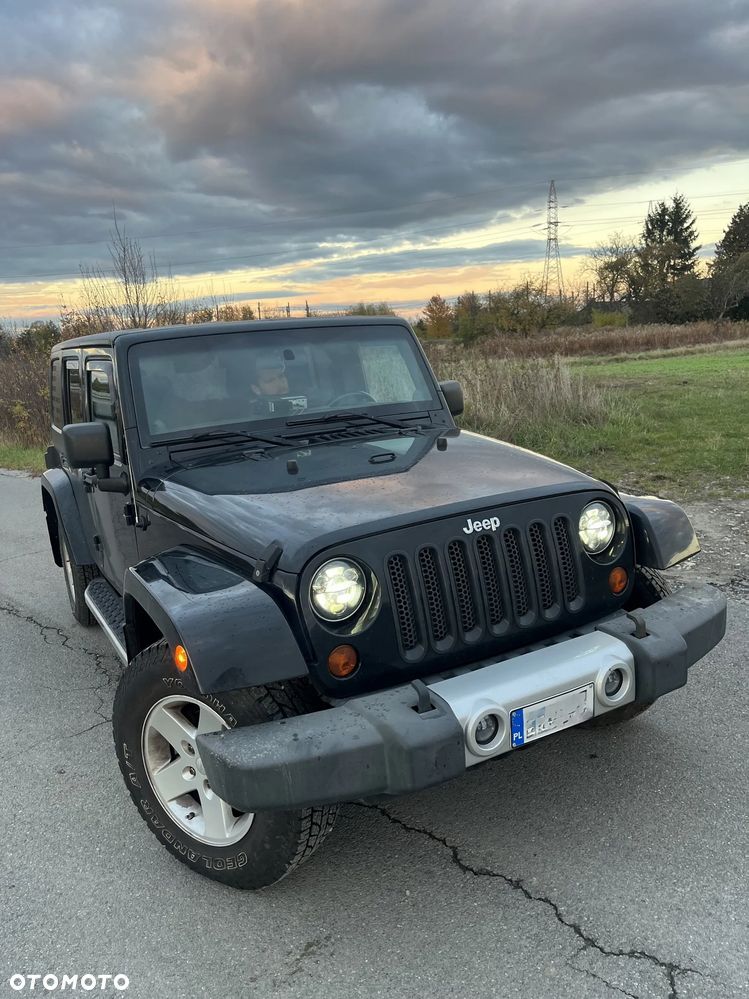 Jeep Wrangler Unlimited 3.8 Sahara - 2