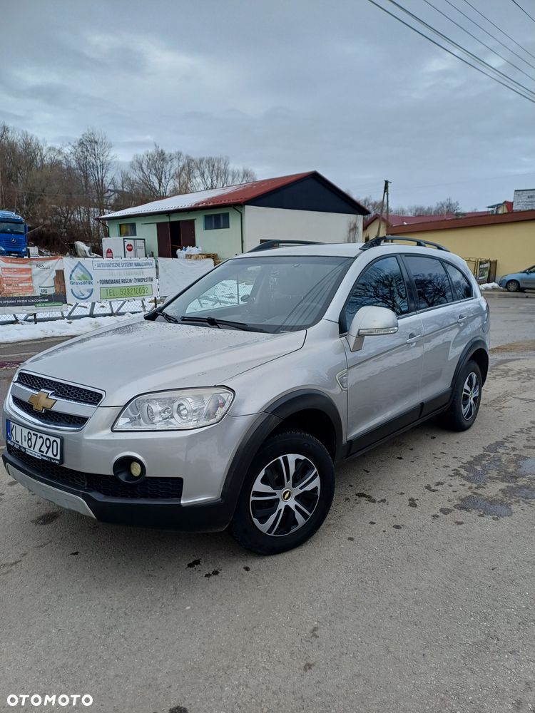 Chevrolet Captiva 2.0 d LT medium - 2