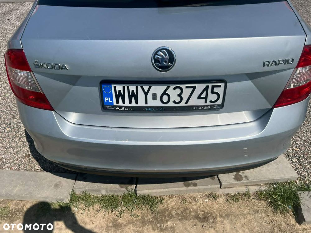 Skoda RAPID - 7