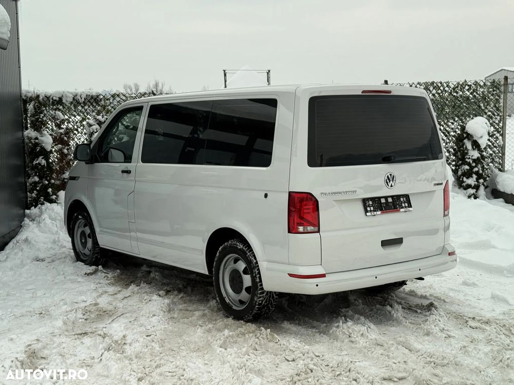 Volkswagen Transporter - 11