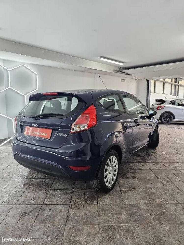 Ford Fiesta 1.25 Trend - 13