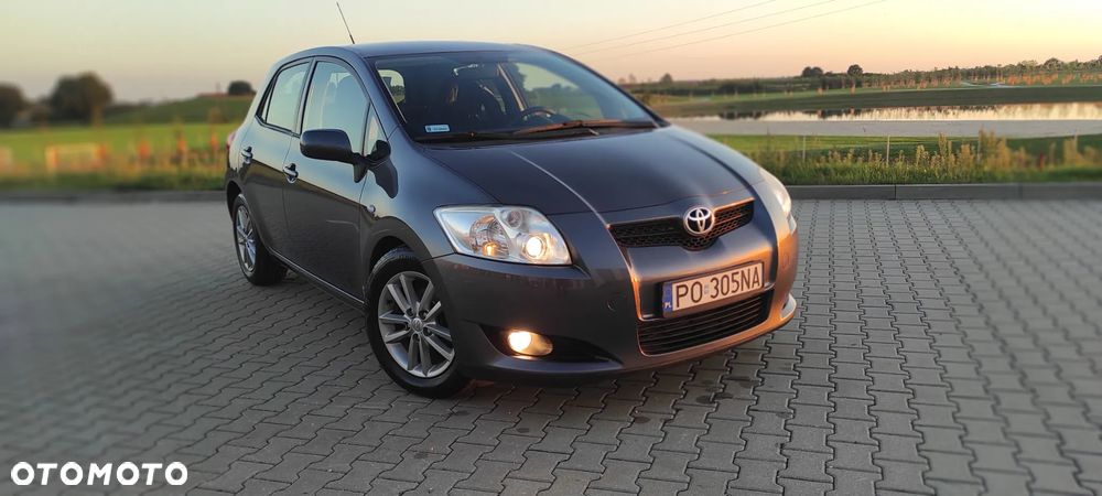 Toyota Auris 1.6 Sol - 3