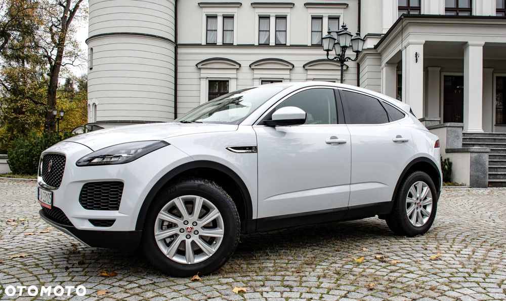 Jaguar E-Pace P250 AWD R-Dynamic S - 6