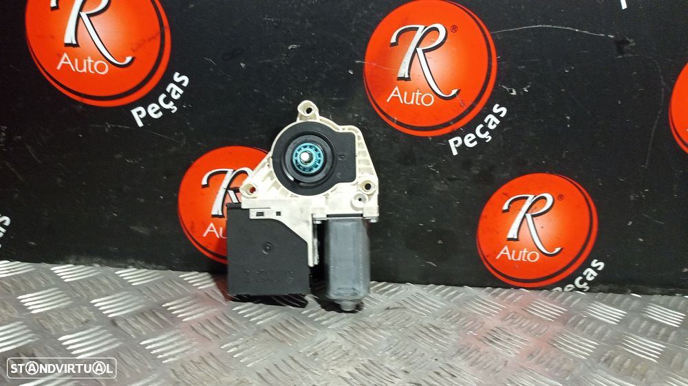 Motor Do Elevador Porta F.D Volkswagen Scirocco (137, 138) - 2