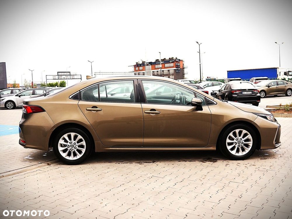 Toyota Corolla - 9