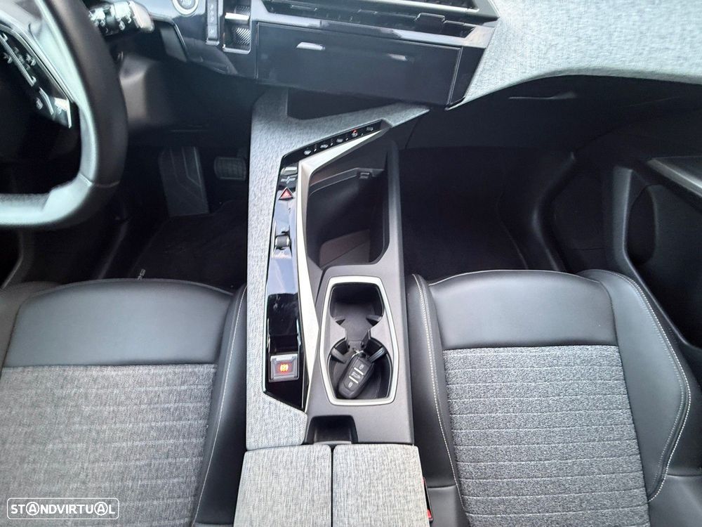 Peugeot 5008 1.2 Hybrid Allure Pack e-DCS6 - 11