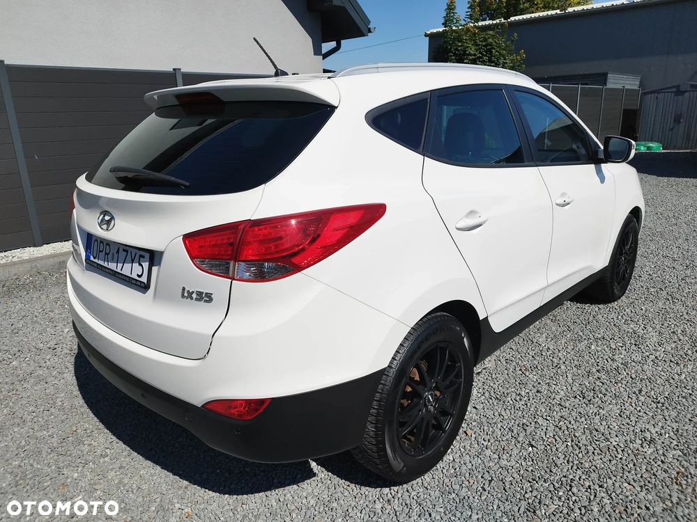 Hyundai ix35 1.6 2WD Fifa World Cup Edition - 9
