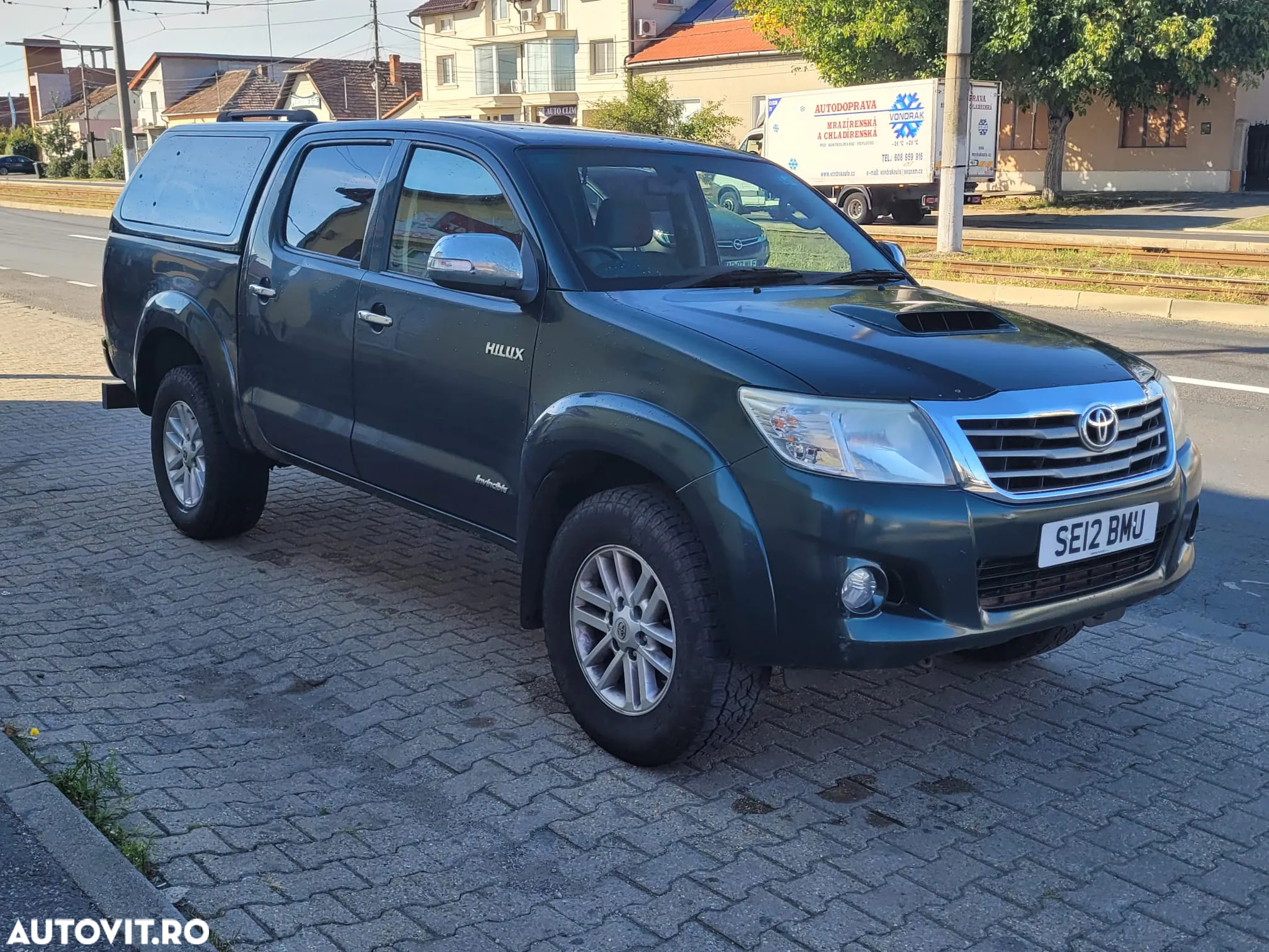 Toyota Hilux - 3