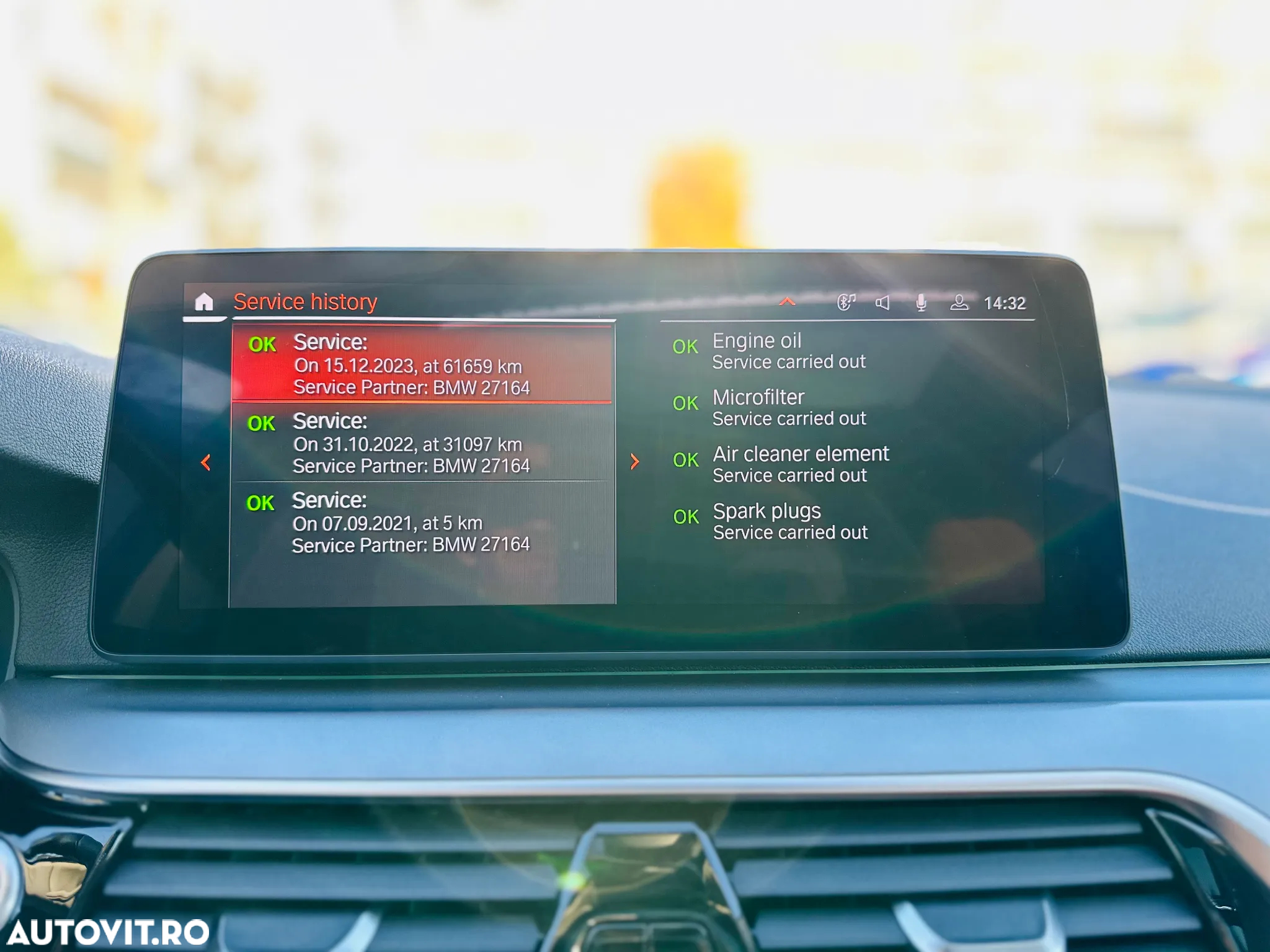 BMW Seria 5 530e xDrive Touring Aut. - 25