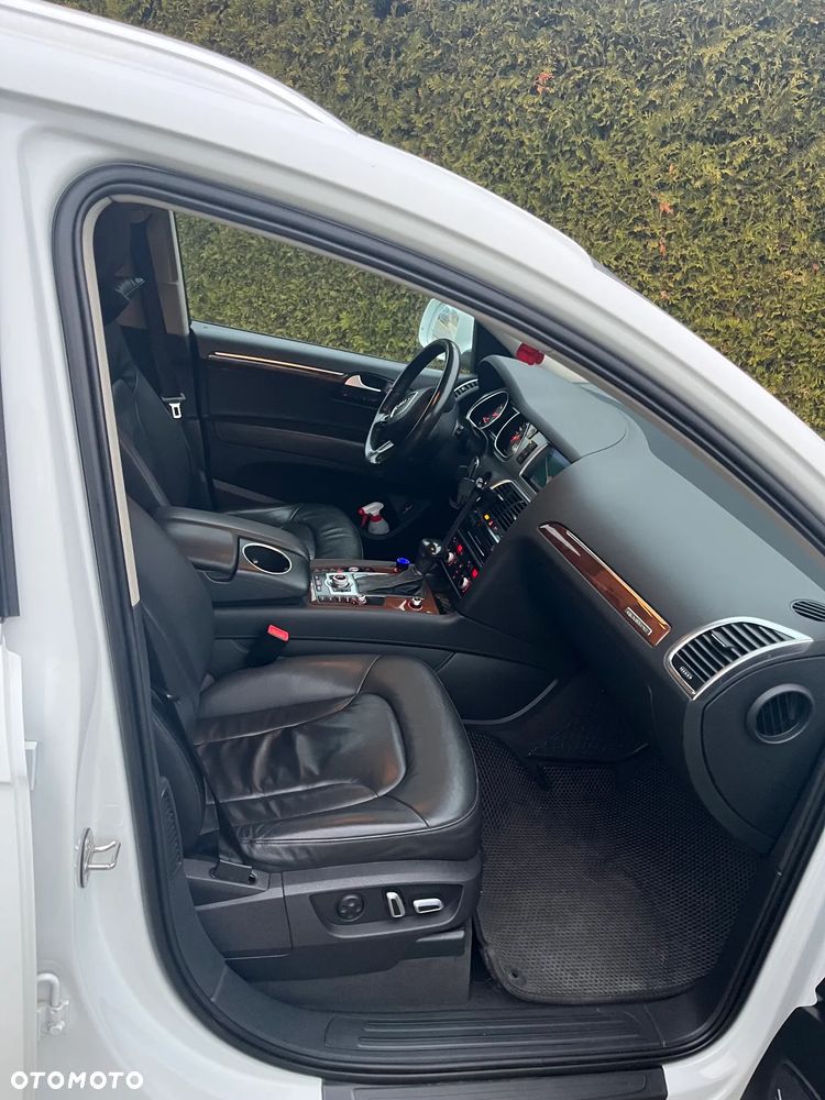 Audi Q7 3.0 TFSI Quattro Tiptronic - 11