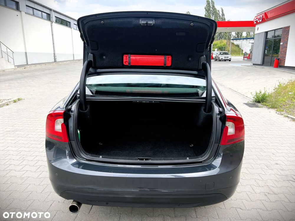 Volvo S60 DRIVe - 12