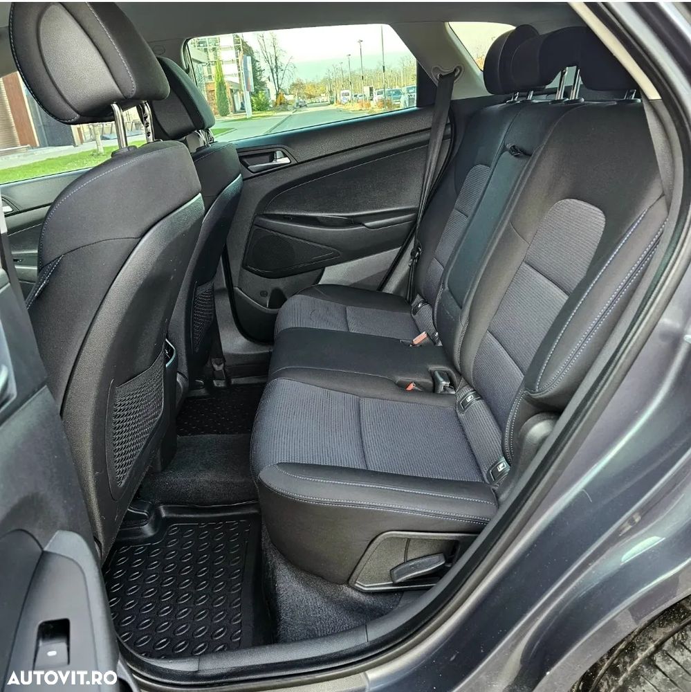 Hyundai Tucson blue 1.7 CRDi 2WD DCT Style - 9