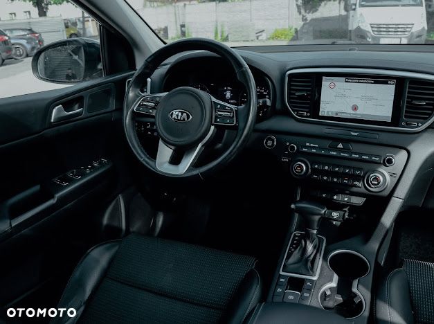 Kia Sportage 1.6 CRDI AWD Eco-Dynamics+ (48V M-H) DCT GT LINE - 9