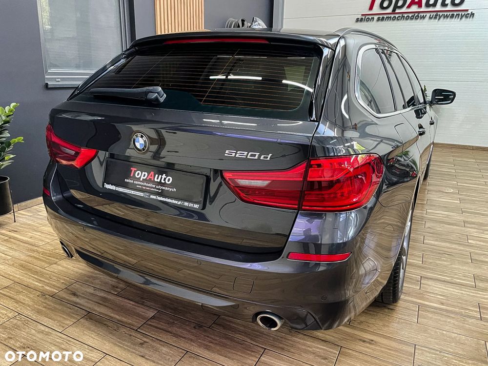 BMW Seria 5 520d - 9