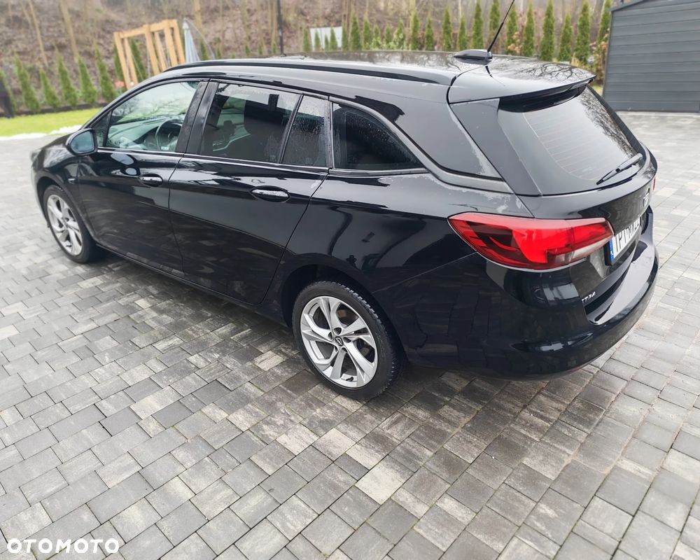 Opel Astra 1.6 CDTI Enjoy - 3