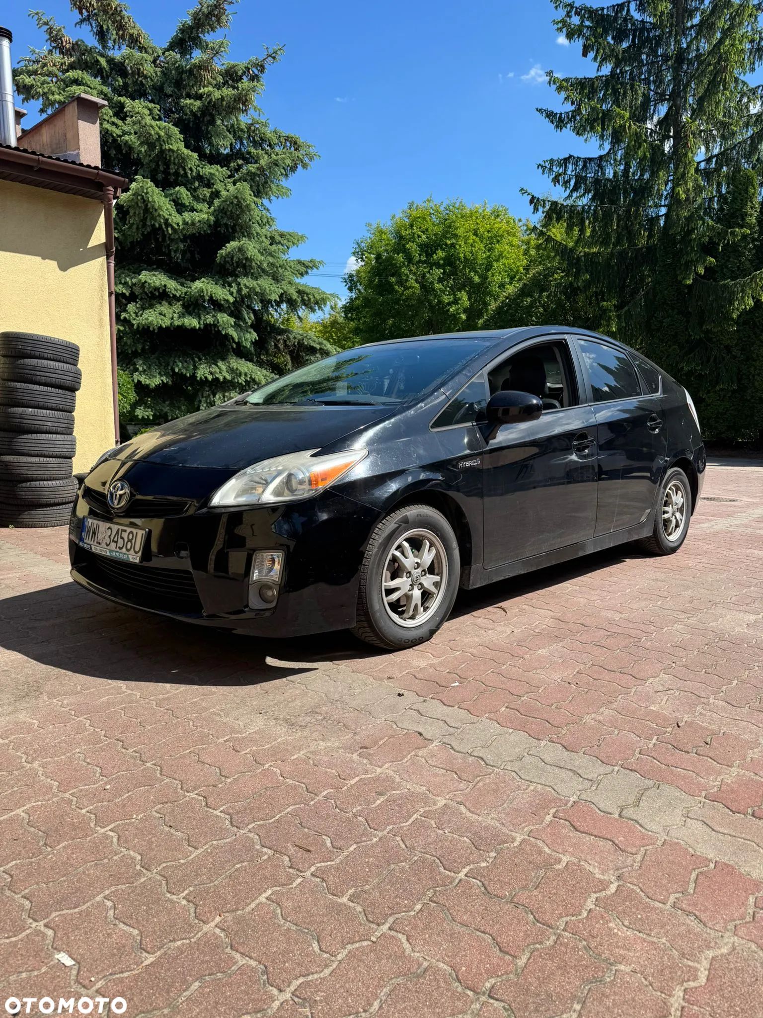 Toyota Prius 1.8 HSD Luna - 1