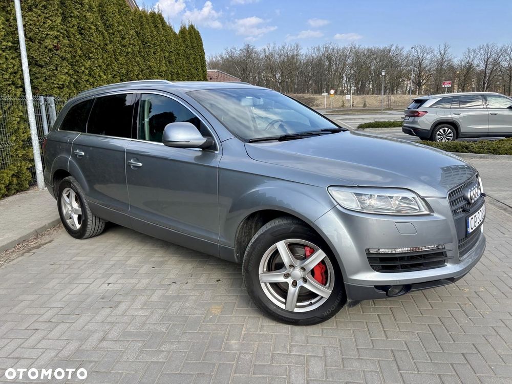 Audi Q7 - 6