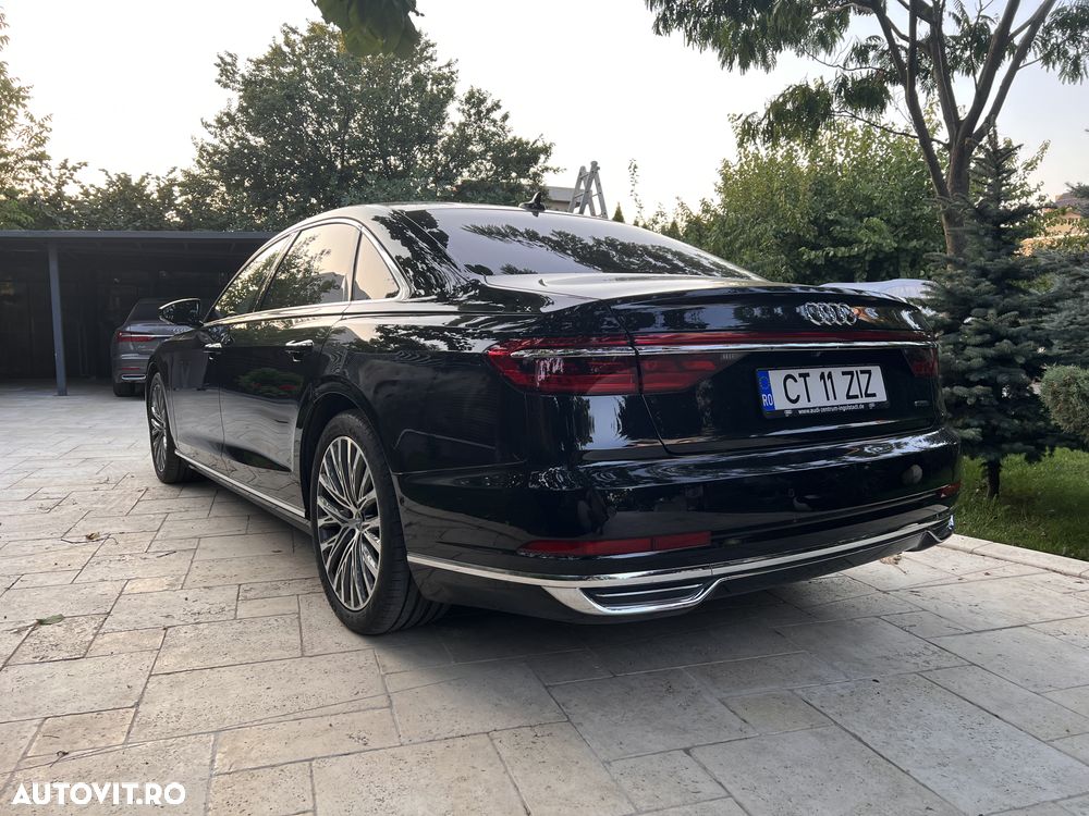 Audi A8 - 8