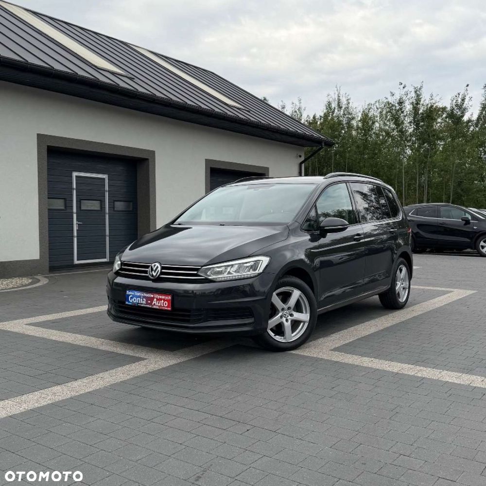 Volkswagen Touran - 5