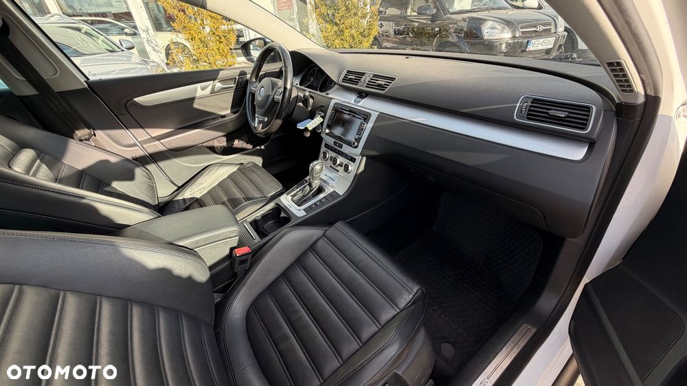Volkswagen Passat Alltrack 2.0 TDI 4Motion DSG BlueMotion Tec - 11