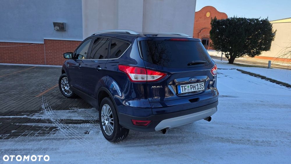 Ford Kuga 1.6 EcoBoost 2x4 Titanium - 8