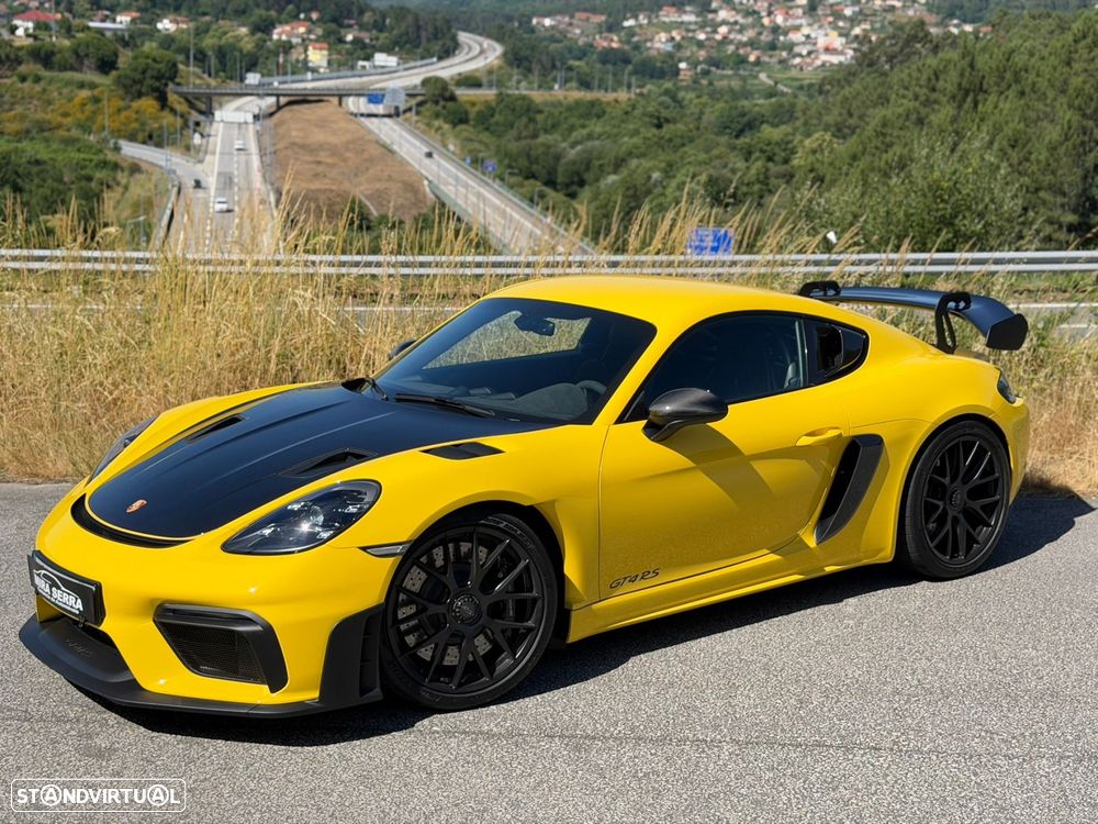 Porsche 718 Cayman GT4 RS