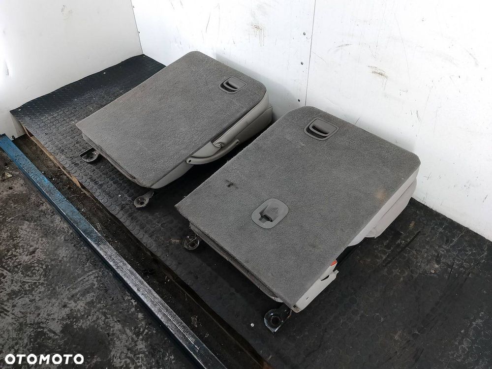 FOTELE TRZECI RZĄD CHRYSLER PACIFICA - 7