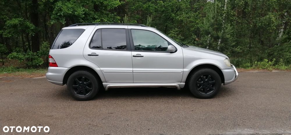 Mercedes-Benz ML - 10