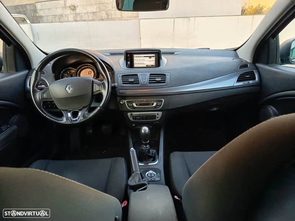 Renault Mégane Sport Tourer 1.5 dCi Limited SS - 12