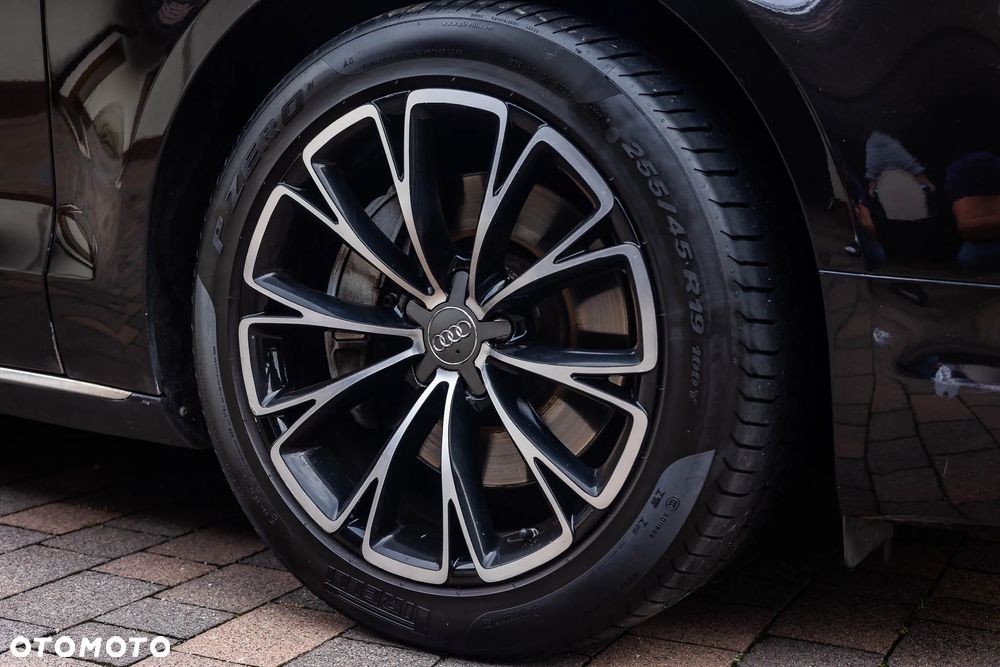 Audi A8 3.0 TDI DPF quattro tiptronic - 32