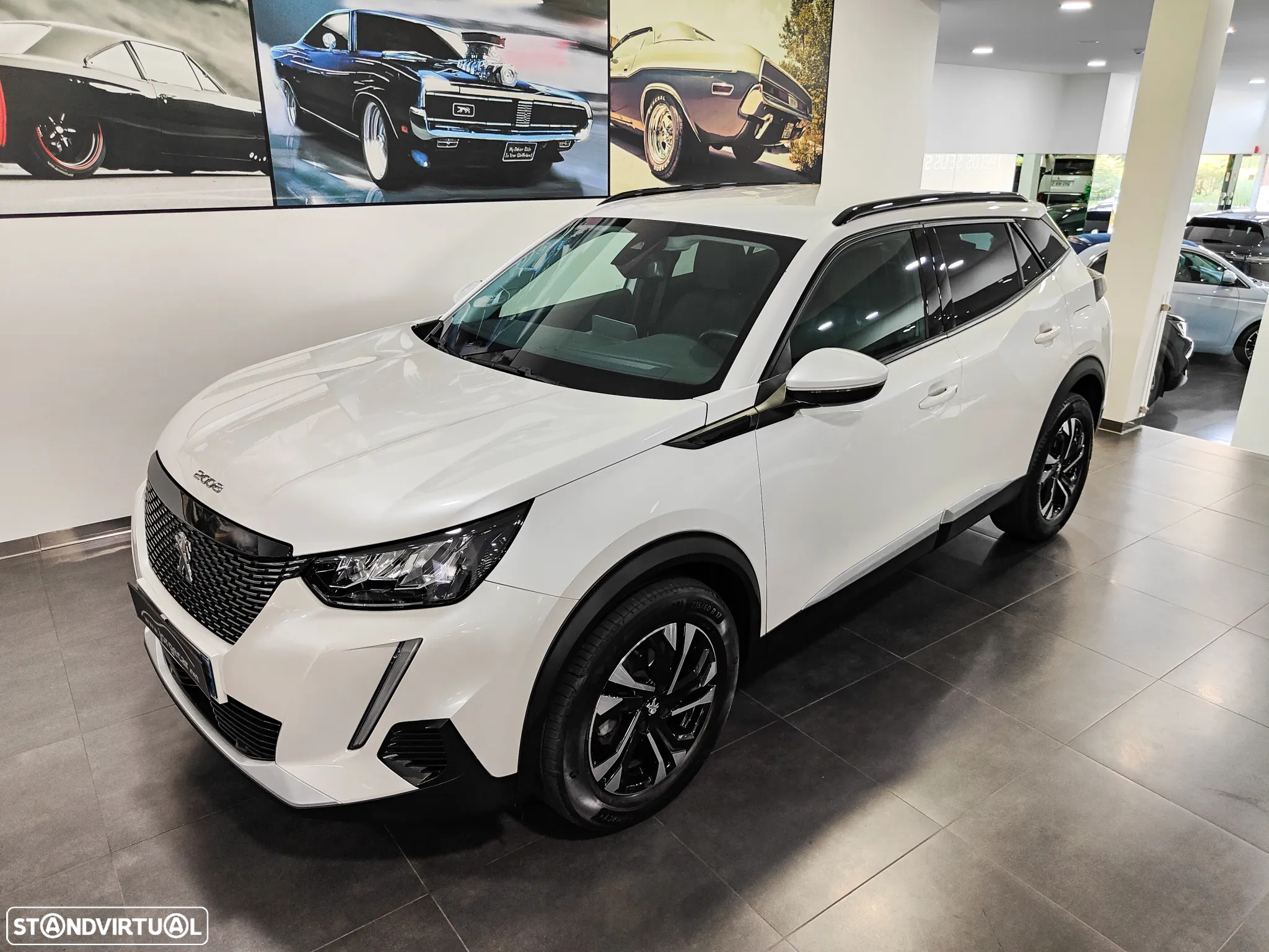 Peugeot 2008 1.2 PureTech Allure - 23