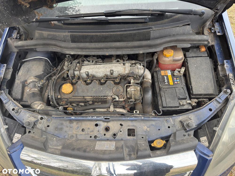 Opel Zafira - 12