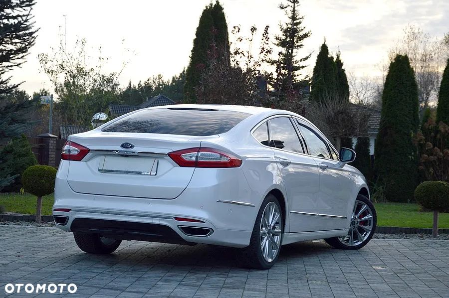 Ford Mondeo 2.0 EcoBoost Start-Stopp Autom Vignale - 14