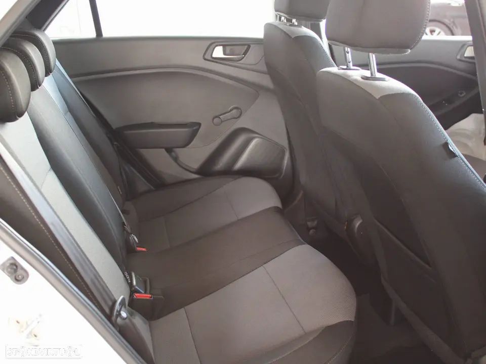 Hyundai i20 - 7