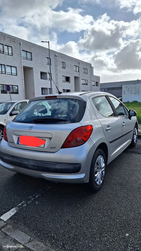 Peugeot 207 - 5