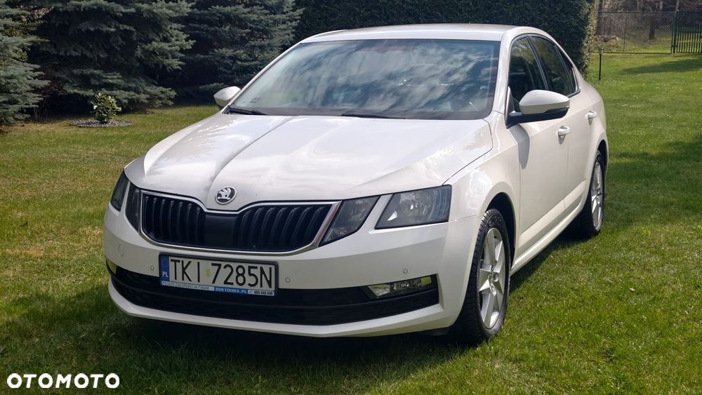 Skoda Octavia 2.0 TDI Ambition DSG - 2